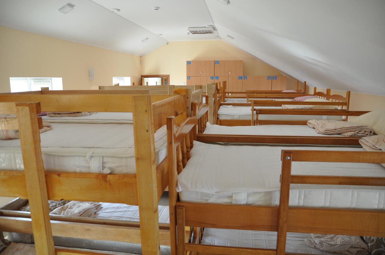 Hostel Stozhary Ternopil Exterior photo