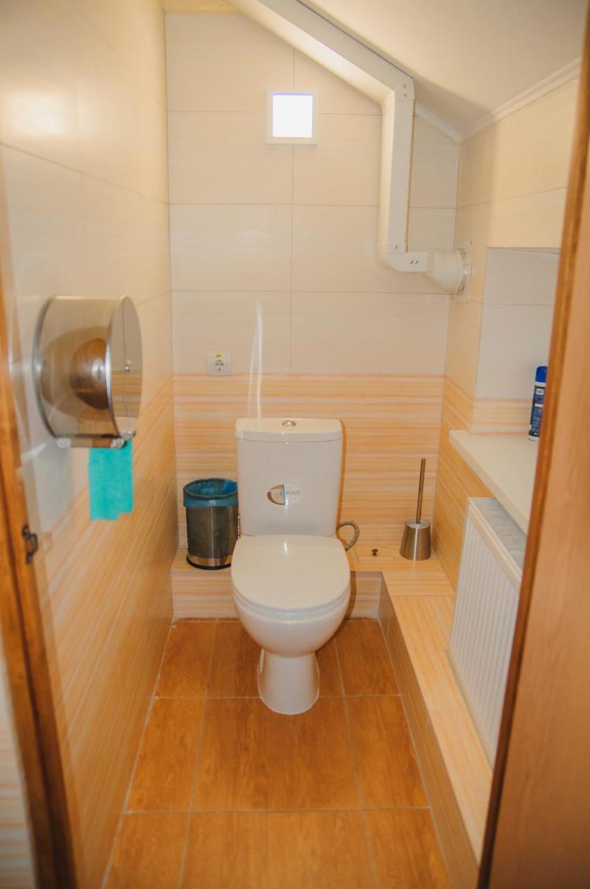 Hostel Stozhary Ternopil Exterior photo